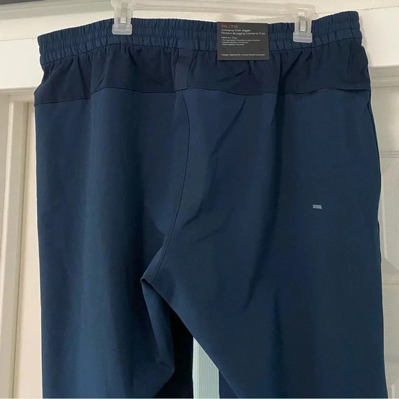 Lululemon Dark Blue License To Train Joggers - Picture 5 of 8